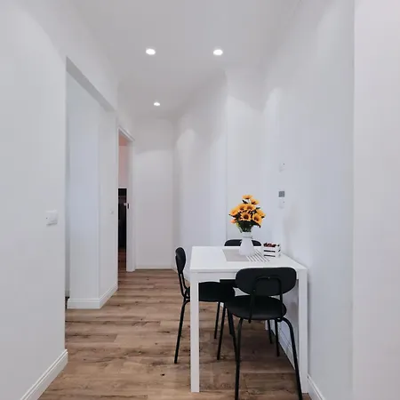 Sunflower House *